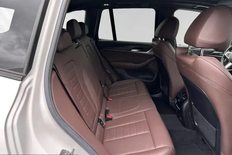 BMW X3 (Seria X) din 2023 cu 75.870 km - oferta BMW212869 - foto 10
