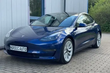 Tesla Model 3 din 2022 - oferta TES212871