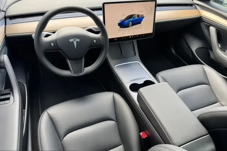 Tesla Model 3 din 2022 cu 10.000 km - oferta TES212871 - foto 14
