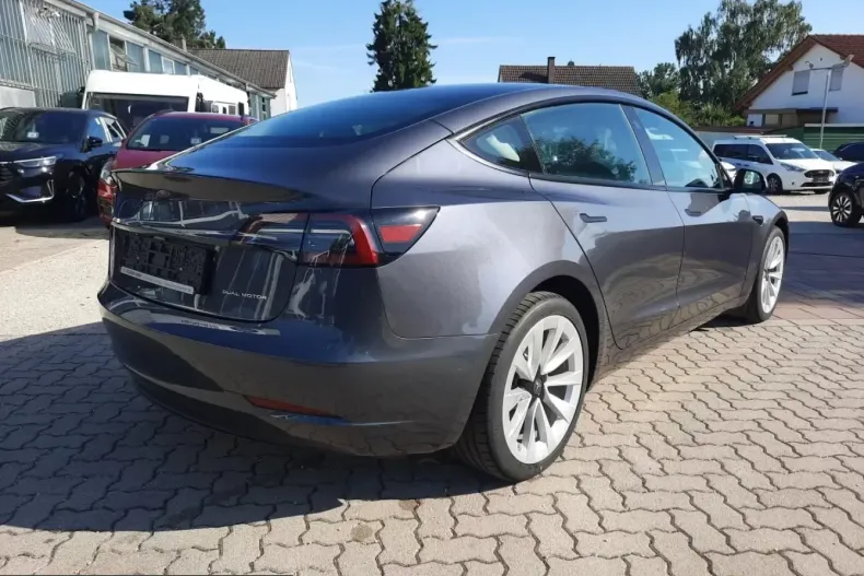 Tesla Model 3 din 2026 cu 10 km - oferta TES212872 - foto 7