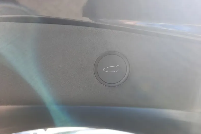 Tesla Model 3 din 2026 cu 10 km - oferta TES212872 - foto 21