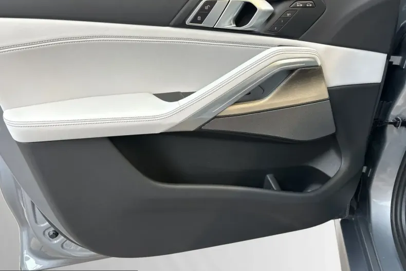 BMW X6 (Seria X) din 2025 cu 16.550 km - oferta BMW212873 - foto 12