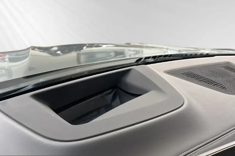 BMW X6 (Seria X) din 2025 cu 16.550 km - oferta BMW212873 - foto 13