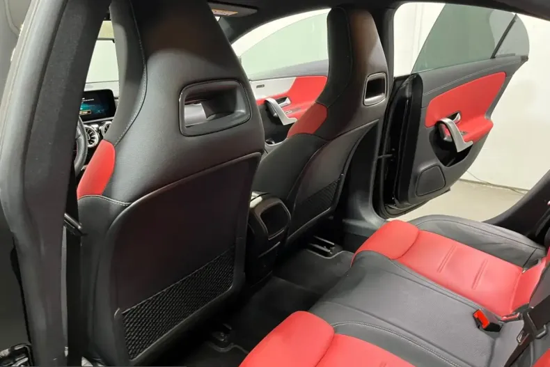 Mercedes-Benz CLA 250 (Clasa CLA) din 2023 cu 90.700 km - oferta MER212878 - foto 13