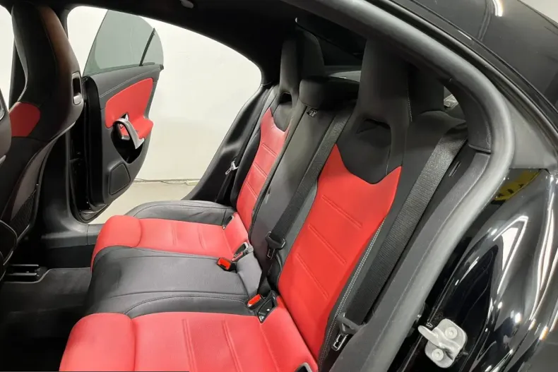 Mercedes-Benz CLA 250 (Clasa CLA) din 2023 cu 90.700 km - oferta MER212878 - foto 14