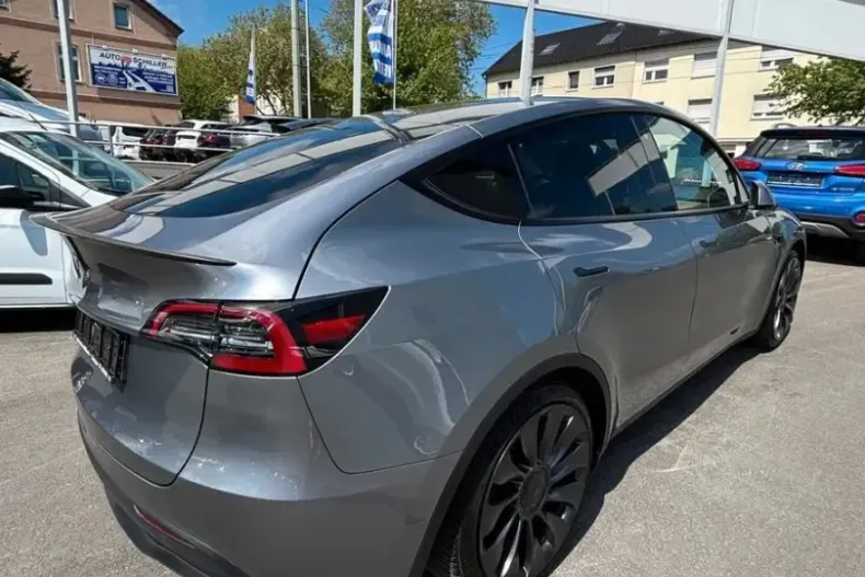 Tesla Model Y din 2022 cu 72.300 km - oferta TES212879 - foto 4