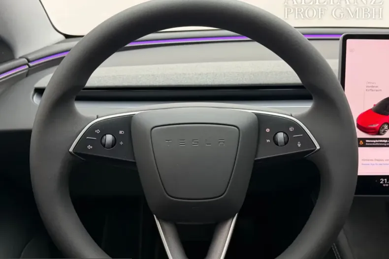 Tesla Model 3 din 2026 cu 1.260 km - oferta TES212880 - foto 11