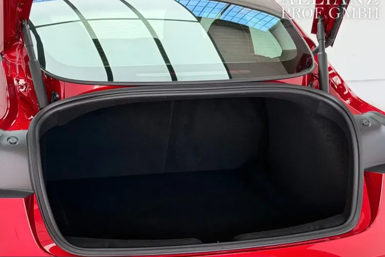 Tesla Model 3 din 2026 cu 1.260 km - oferta TES212880 - foto 22