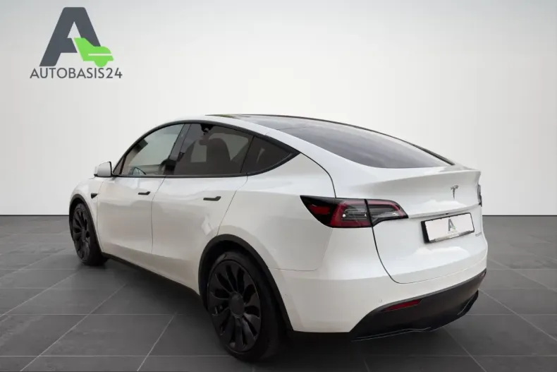 Tesla Model Y din 2022 cu 49.750 km - oferta TES212881 - foto 3