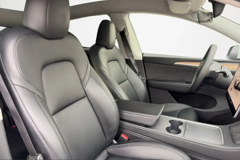 Tesla Model Y din 2022 cu 49.750 km - oferta TES212881 - foto 14