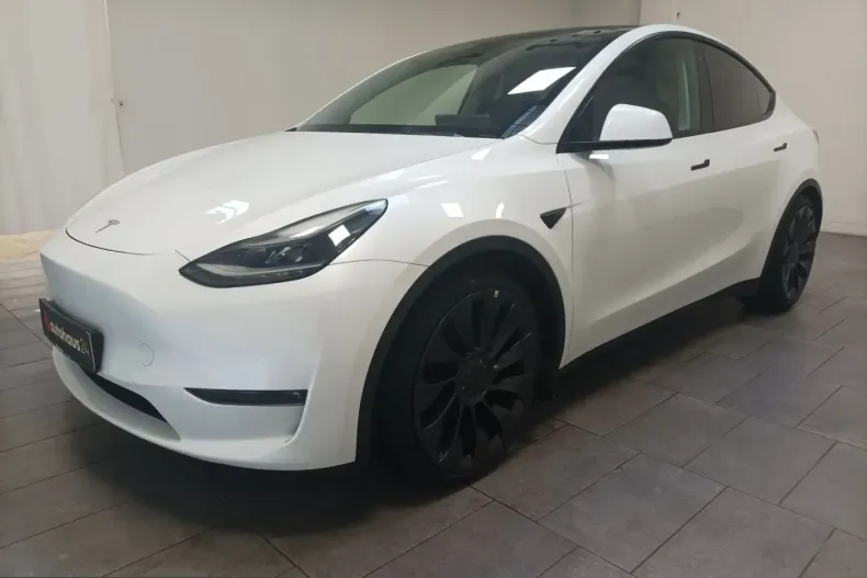 Tesla Model Y din 2023 cu 49.565 km - oferta TES212882 - foto 1