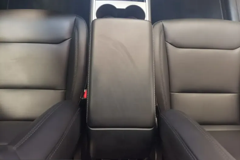 Tesla Model Y din 2023 cu 49.565 km - oferta TES212882 - foto 13