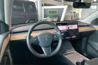 Tesla Model Y din 2022 cu 62.283 km - oferta TES212883 - foto 4