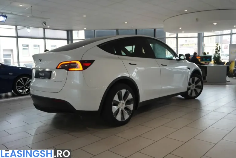 Tesla Model Y din 2022 cu 40.490 km - oferta TES212886 - foto 8