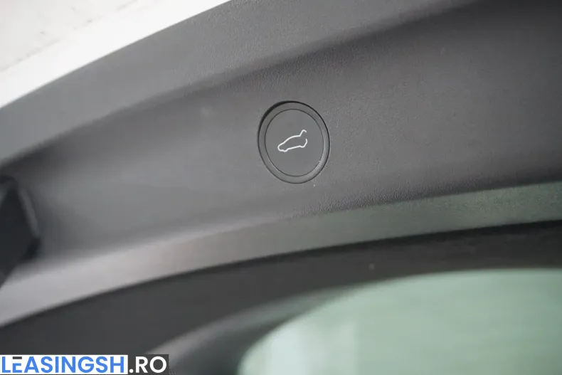 Tesla Model Y din 2022 cu 40.490 km - oferta TES212886 - foto 13