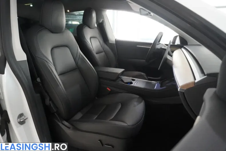 Tesla Model Y din 2022 cu 40.490 km - oferta TES212886 - foto 42