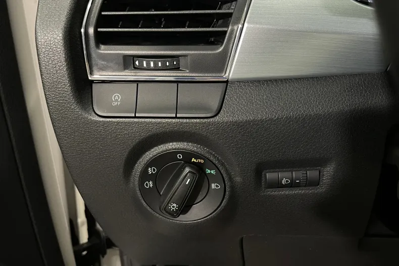 Skoda Fabia din 2022 cu 76.841 km - oferta SKO212902 - foto 18