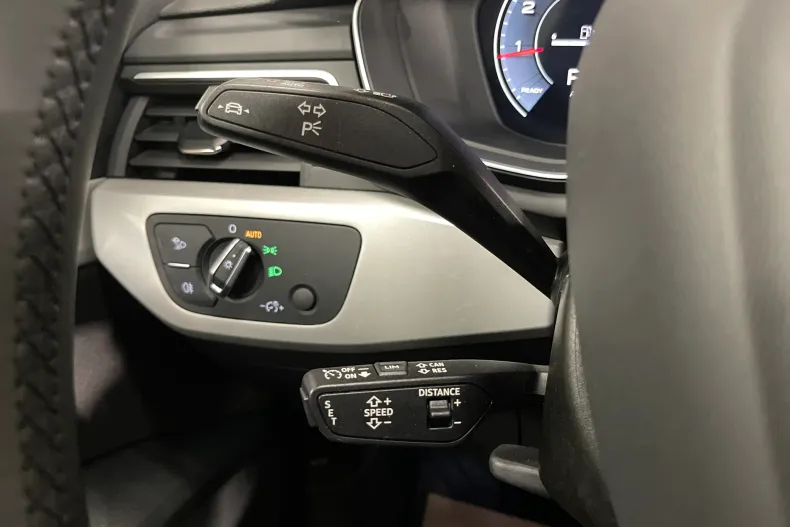 Audi A4 din 2022 cu 71.977 km - oferta AUD212905 - foto 23