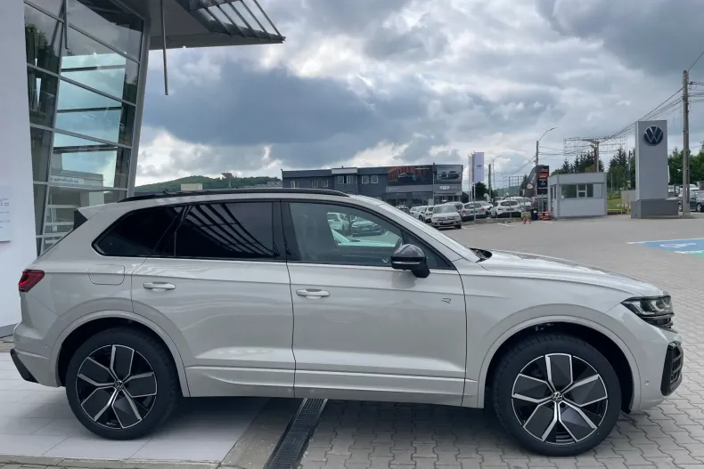 Volkswagen Touareg din 2026 cu 1 km - oferta VOL212911 - foto 3