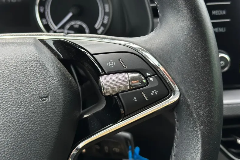 Skoda Scala din 2021 cu 54.492 km - oferta SKO212913 - foto 30