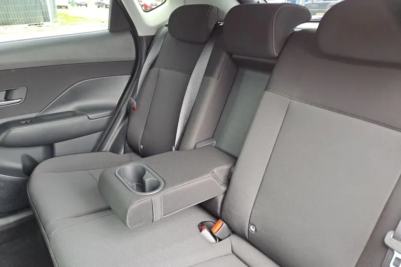 Hyundai Kona din 2025 cu 7 km - oferta HYU212915 - foto 14