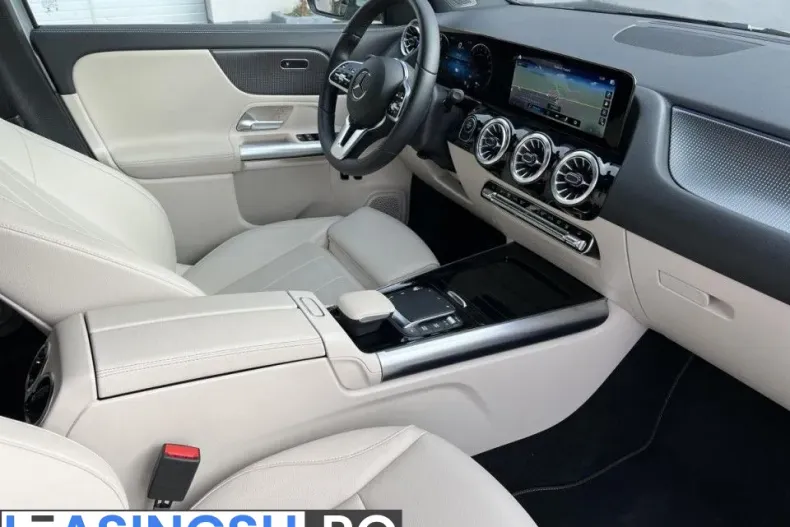 Mercedes-Benz GLA din 2023 cu 16.500 km - oferta MER212927 - foto 13