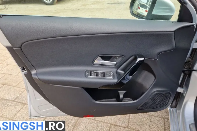 Mercedes-Benz A 180 (Clasa A) din 2020 cu 153.588 km - oferta MER212944 - foto 10