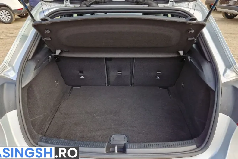 Mercedes-Benz A 180 (Clasa A) din 2020 cu 153.588 km - oferta MER212944 - foto 24