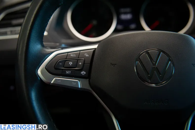 Volkswagen Tiguan din 2023 cu 30.652 km - oferta VOL212956 - foto 20