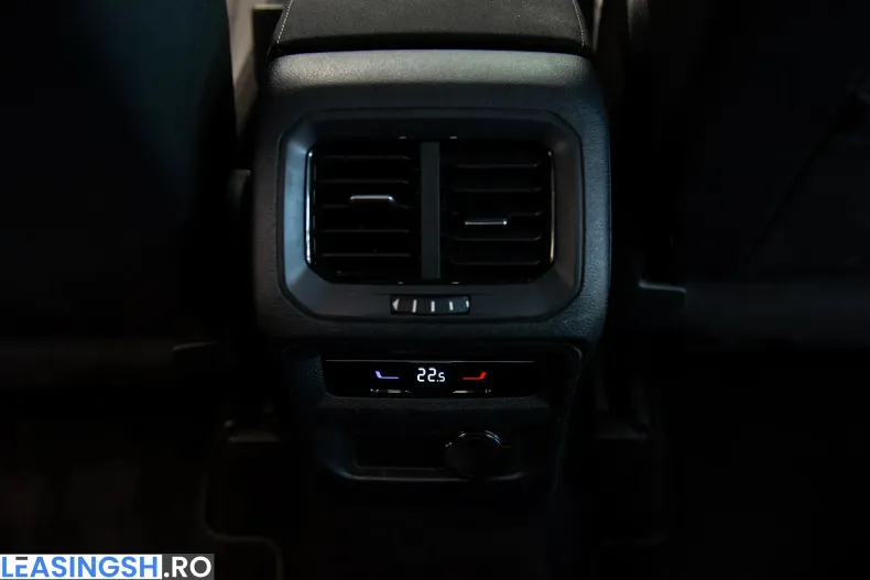 Volkswagen Tiguan din 2023 cu 30.652 km - oferta VOL212956 - foto 32