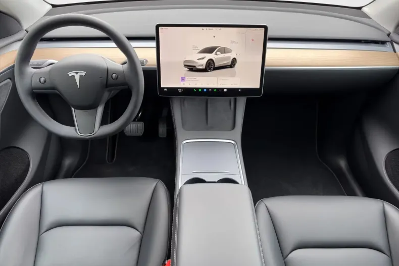 Tesla Model Y din 2022 cu 22.500 km - oferta TES212957 - foto 11