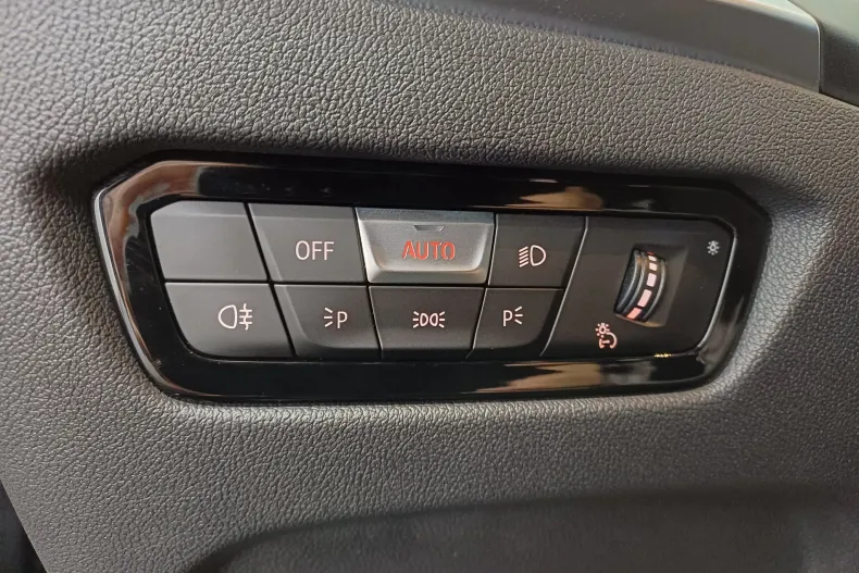 BMW 420d (Seria 4) din 2023 cu 67.417 km - oferta BMW212960 - foto 10