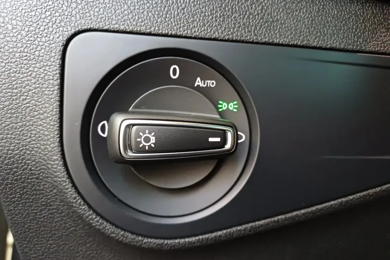 Volkswagen Tiguan din 2023 cu 63.300 km - oferta VOL212962 - foto 11