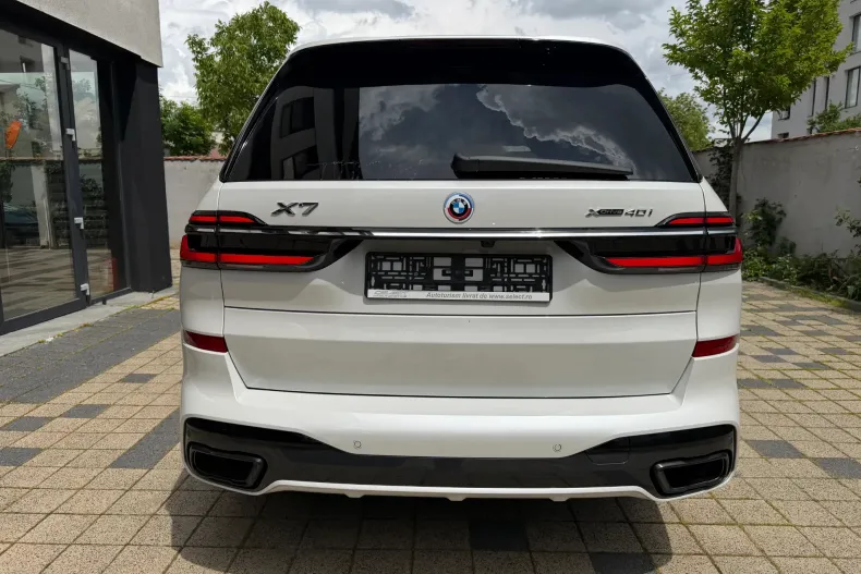 BMW X7 (Seria X) din 2023 cu 34.960 km - oferta BMW212966 - foto 5