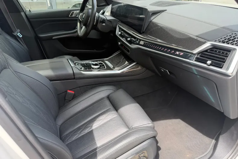 BMW X7 (Seria X) din 2023 cu 34.960 km - oferta BMW212966 - foto 10