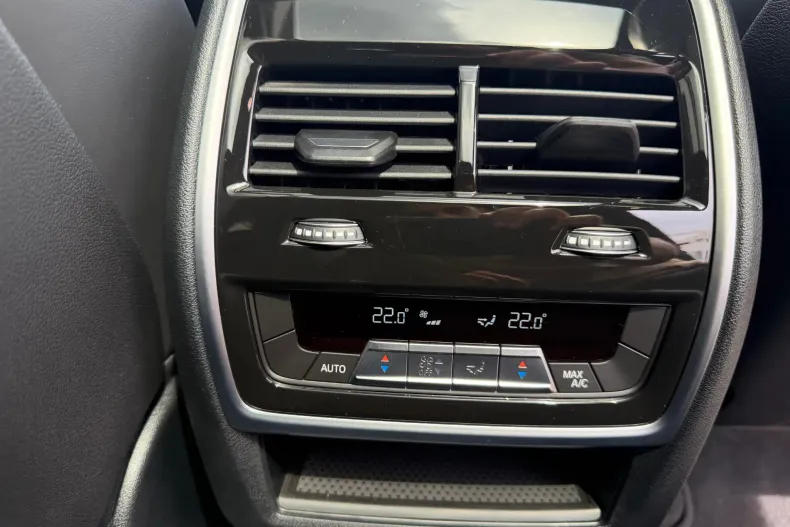 BMW X7 (Seria X) din 2023 cu 34.960 km - oferta BMW212966 - foto 14