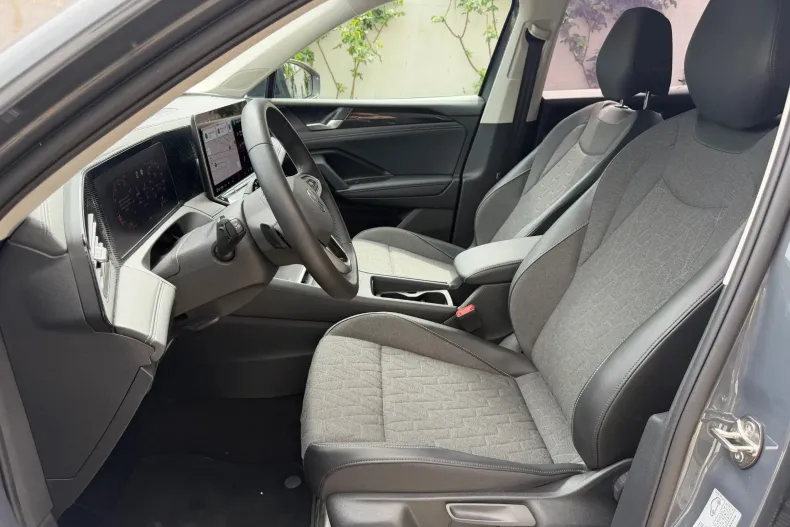 Volkswagen Tiguan din 2024 cu 28.517 km - oferta VOL212967 - foto 9