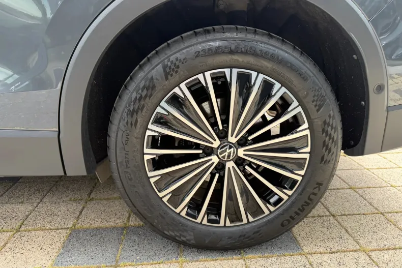 Volkswagen Tiguan din 2024 cu 28.517 km - oferta VOL212967 - foto 21