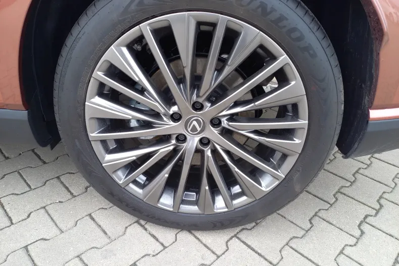 Lexus Seria RX din 2025 cu 5.252 km - oferta LEX212969 - foto 6