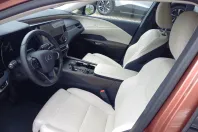 Lexus Seria RX din 2025 cu 5.252 km - oferta LEX212969 - foto 13