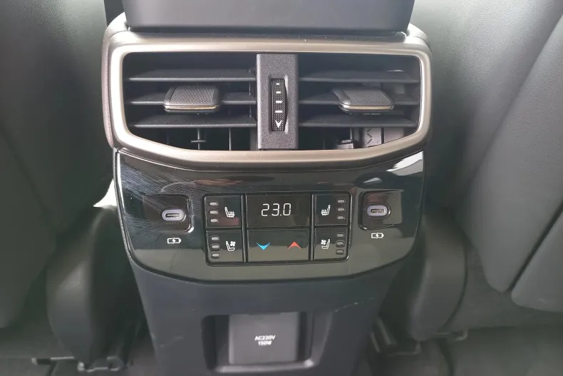 Lexus Seria RX din 2025 cu 5.252 km - oferta LEX212969 - foto 17
