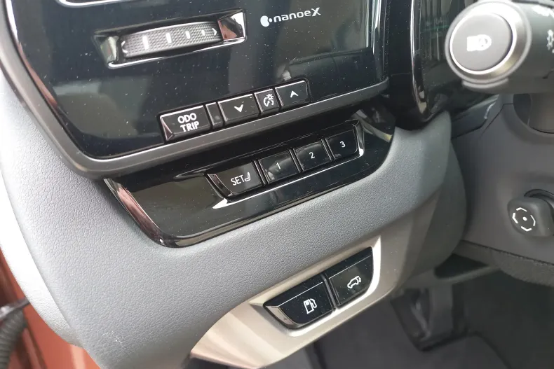 Lexus Seria RX din 2025 cu 5.252 km - oferta LEX212969 - foto 21