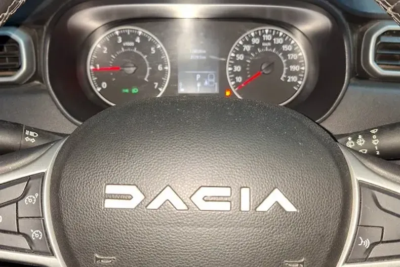 Dacia Duster din 2023 cu 126.928 km - oferta DAC212996 - foto 8