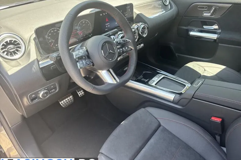 Mercedes-Benz GLA din 2025 cu 13.557 km - oferta MER213003 - foto 9