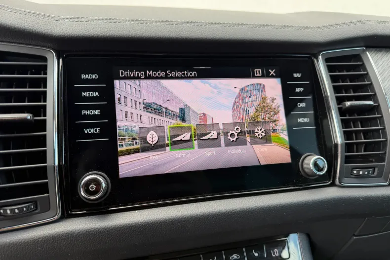 Skoda Kodiaq din 2021 cu 139.022 km - oferta SKO213014 - foto 17