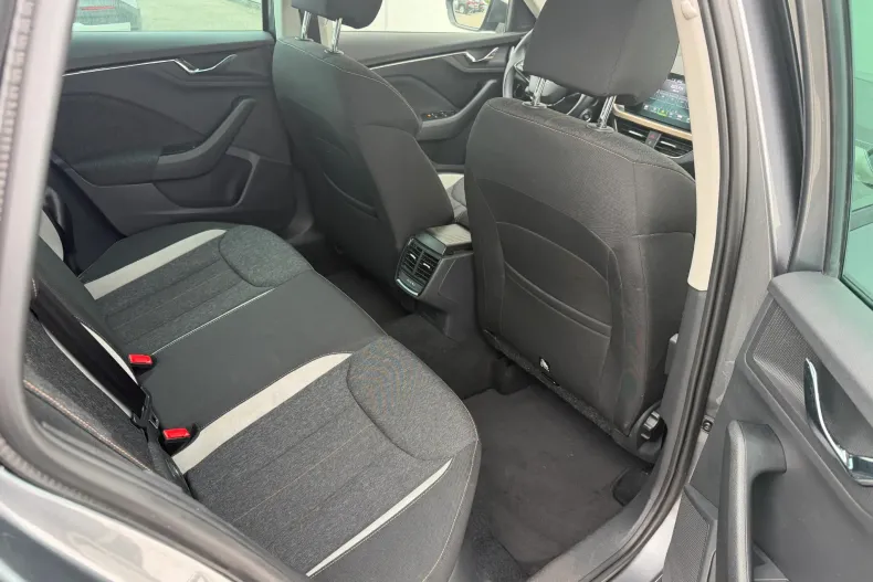 Skoda Kamiq din 2022 cu 46.044 km - oferta SKO213016 - foto 21