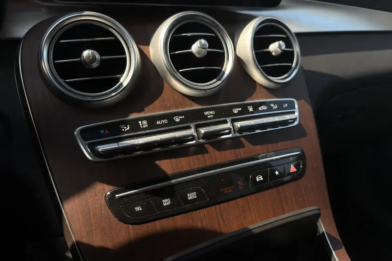 Mercedes-Benz GLC din 2021 cu 73.905 km - oferta MER213019 - foto 29