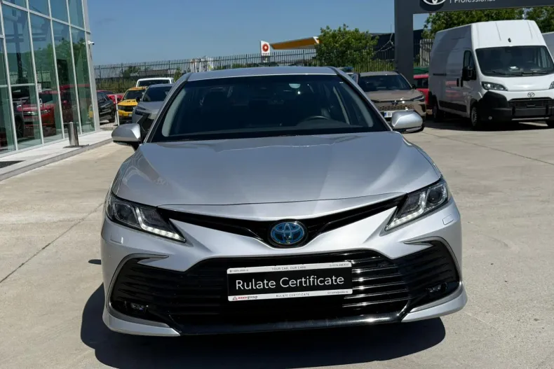 Toyota Camry din 2022 cu 71.559 km - oferta TOY213024 - foto 3