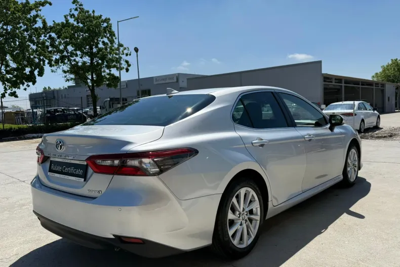 Toyota Camry din 2022 cu 71.559 km - oferta TOY213024 - foto 7