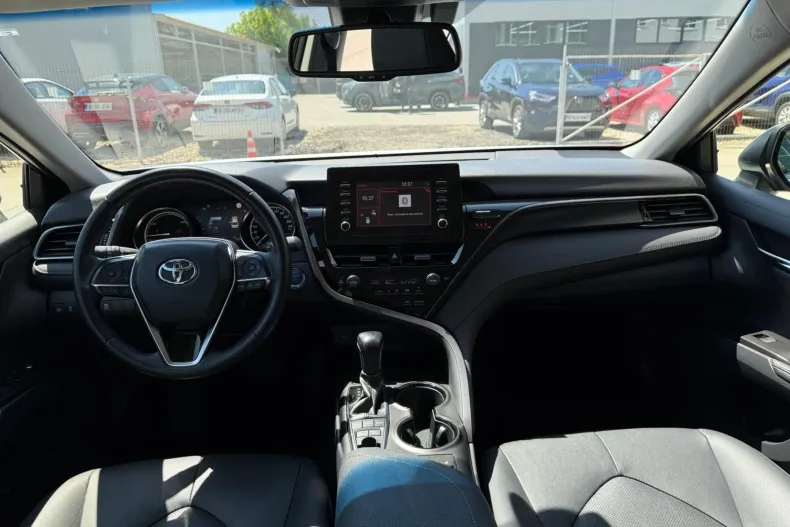 Toyota Camry din 2022 cu 71.559 km - oferta TOY213024 - foto 15